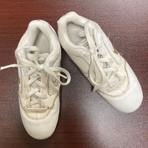 Nike White Cheer Shoes Girls Size 1